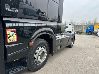 Tegljač Mercedes-Benz Actros 1848: slika Tegljač Mercedes-Benz Actros 1848