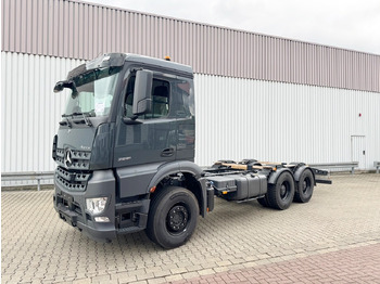 Kamion-šasija MERCEDES-BENZ Arocs 2651