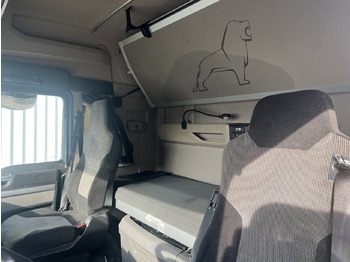 Tegljač MAN TGX 18.500 4X2 LLS TGX 18.500 4X2 LLS, Retarder, Vollumer: slika Tegljač MAN TGX 18.500 4X2 LLS TGX 18.500 4X2 LLS, Retarder, Vollumer Tegljač MAN TGX 18.500 4X2 LLS TGX 18.500 4X2 LLS, Retarder, Vollumer: slika Tegljač MAN TGX 18.500 4X2 LLS TGX 18.500 4X2 LLS, Retarder, Vollumer