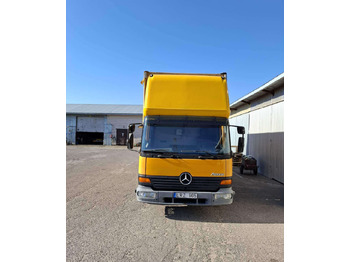 Kamion s ceradom MERCEDES-BENZ Atego