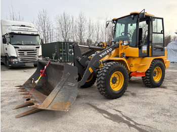 Utovarivač na kotačima VOLVO L30G