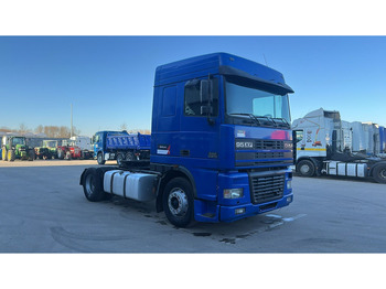 Tegljač DAF 95 XF 380 (EURO 2 / MANUAL PUMP / POMPE MANUELLE / MANUAL GEARBOX): slika Tegljač DAF 95 XF 380 (EURO 2 / MANUAL PUMP / POMPE MANUELLE / MANUAL GEARBOX)