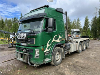 Kamion s kukastom dizalicom VOLVO FM12