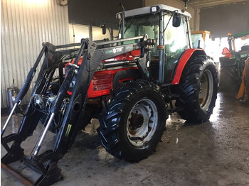 Traktor MASSEY FERGUSON