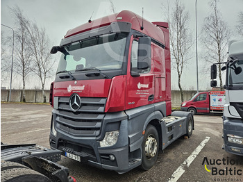 Tegljač MERCEDES-BENZ Actros 1842