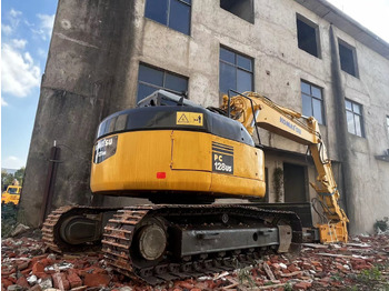 Bager KOMATSU PC128