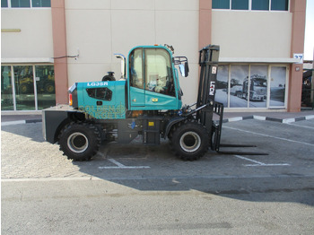 Novi Diesel viličar LGCM LG35R Rough Terrain Forklift: slika Novi Diesel viličar LGCM LG35R Rough Terrain Forklift