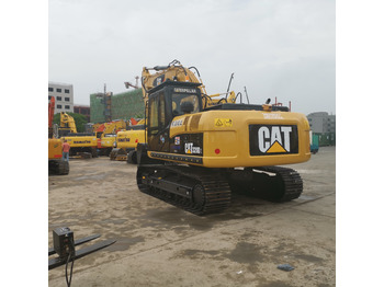 Bager gusjeničar CATERPILLAR 320D