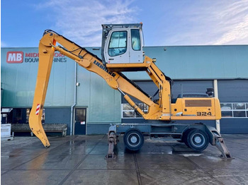 Stroj za rukovanje otpadom LIEBHERR A 924