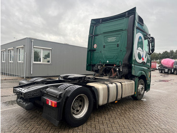 Tegljač Mercedes-Benz Actros 1845: slika Tegljač Mercedes-Benz Actros 1845