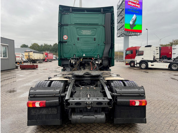 Tegljač Mercedes-Benz Actros 1845: slika Tegljač Mercedes-Benz Actros 1845