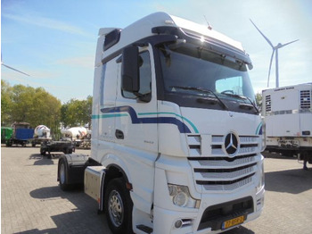 Tegljač Mercedes-Benz Actros ACTROS 1842: slika Tegljač Mercedes-Benz Actros ACTROS 1842