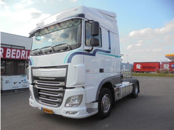 Tegljač DAF XF 440