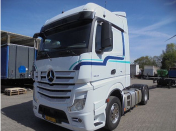 Tegljač MERCEDES-BENZ Actros 1842