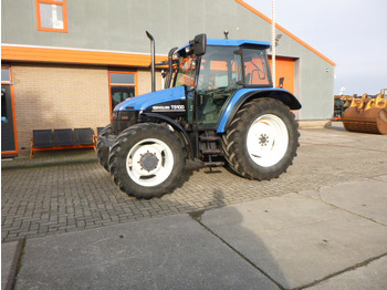 Traktor NEW HOLLAND TS100