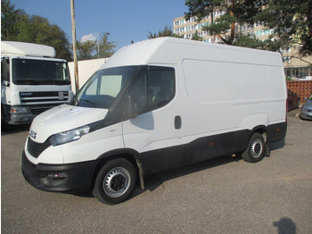 Furgon IVECO Daily 35s16