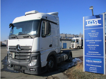 Tegljač MERCEDES-BENZ Actros 1845