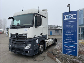 Tegljač MERCEDES-BENZ Actros 1845