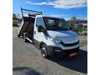 Mali kamion kiper Iveco Daily 35C15: slika Mali kamion kiper Iveco Daily 35C15