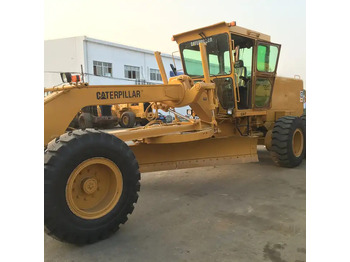 Grejder CATERPILLAR 140G