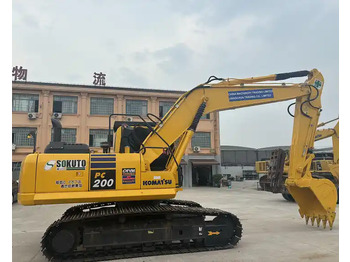 Bager KOMATSU PC200