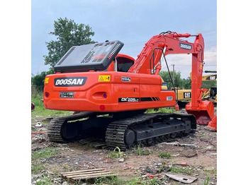 Bager gusjeničar DOOSAN DX225