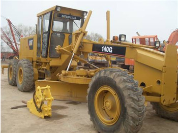 Grejder CATERPILLAR 140G