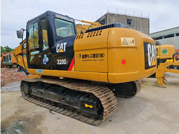 Bager gusjeničar CATERPILLAR 320D2