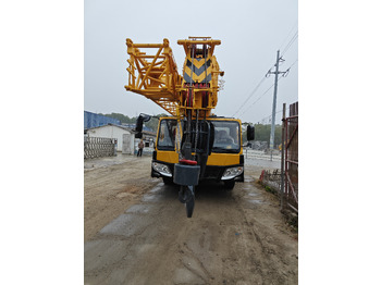 Autodizalica XCMG QY70K 70 used truck crane: slika Autodizalica XCMG QY70K 70 used truck crane