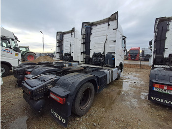 Tegljač VOLVO FH 460 CIĄGNIK SIODŁOWY: slika Tegljač VOLVO FH 460 CIĄGNIK SIODŁOWY