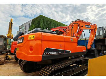 Bager gusjeničar DOOSAN DX225LC