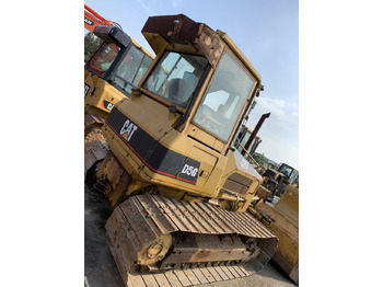 Zakup  Caterpillar D5G Caterpillar D5G: slika Zakup  Caterpillar D5G Caterpillar D5G