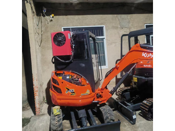 Mini bager KUBOTA U20: slika Mini bager KUBOTA U20