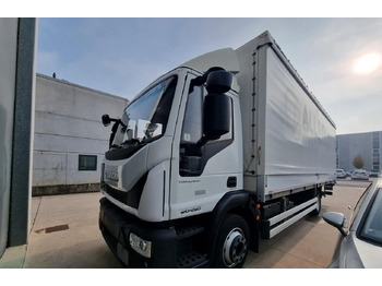 Kamion s ceradom IVECO