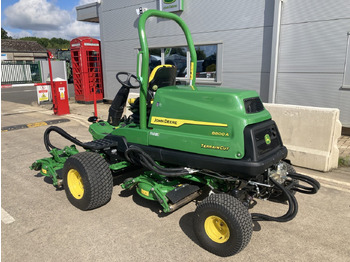 Novi Vrtna kosilica John Deere 8800A 5 pod rotary mower: slika Novi Vrtna kosilica John Deere 8800A 5 pod rotary mower