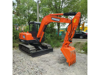 Bager gusjeničar DOOSAN DH60