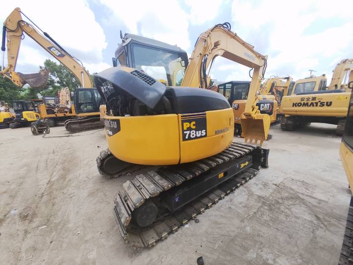 Mini bager KOMATSU PC78