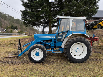 Traktor FORD