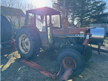 Traktor CASE IH