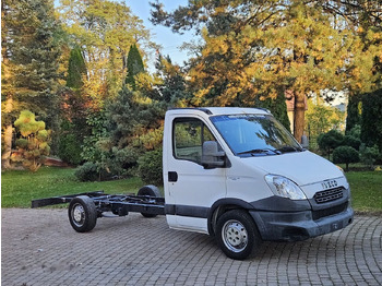 Kamion-šasija IVECO Daily