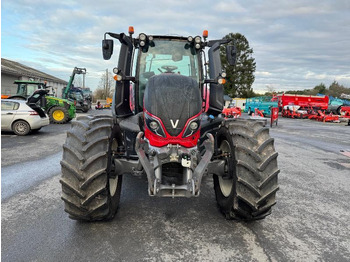 Traktor VALTRA T214 DIRECT: slika Traktor VALTRA T214 DIRECT