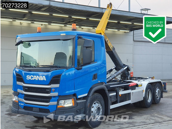 Kamion s kukastom dizalicom SCANIA P 360