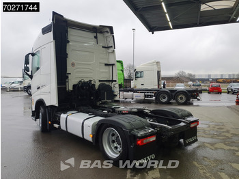 Zakup Volvo FH 460 4X2 Mega 2x Tanks Globetrotter Volvo FH 460 4X2 Mega 2x Tanks Globetrotter: slika Zakup Volvo FH 460 4X2 Mega 2x Tanks Globetrotter Volvo FH 460 4X2 Mega 2x Tanks Globetrotter