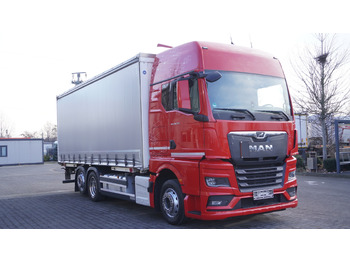 Kamion s ceradom MAN TGX 26.510