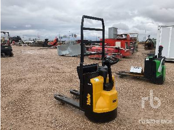 Paletni viličar HYSTER P1.6 Electric: slika Paletni viličar HYSTER P1.6 Electric