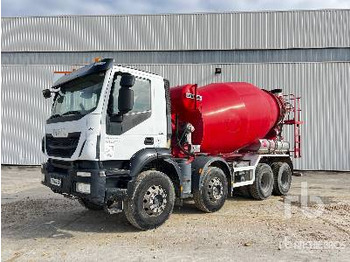 Automješalica IVECO Trakker