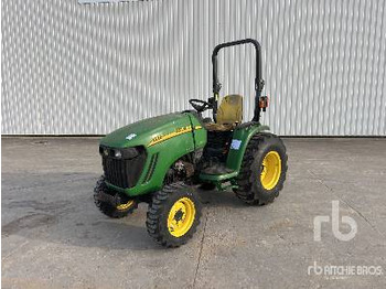 Mali traktor JOHN DEERE 3520