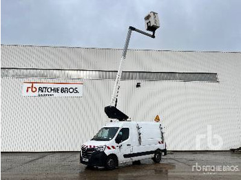 Podizna platforma montirana na kamion RENAULT MASTER 2020 Klubb K32 10 m on Camion N ...: slika Podizna platforma montirana na kamion RENAULT MASTER 2020 Klubb K32 10 m on Camion N ...