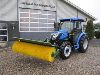 Traktor Solis 60 Med frontlift, frontPTO og Thyregod kost: slika Traktor Solis 60 Med frontlift, frontPTO og Thyregod kost Traktor Solis 60 Med frontlift, frontPTO og Thyregod kost: slika Traktor Solis 60 Med frontlift, frontPTO og Thyregod kost