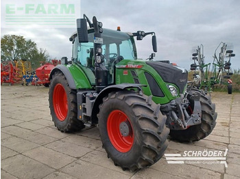 Traktor FENDT 718 Vario